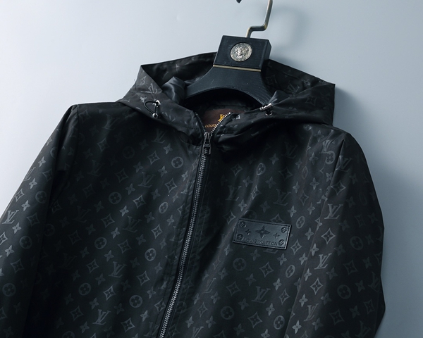 ブランドジャケット側面デザイン